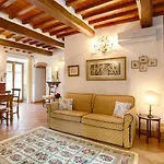 La Renaia Farm stay *